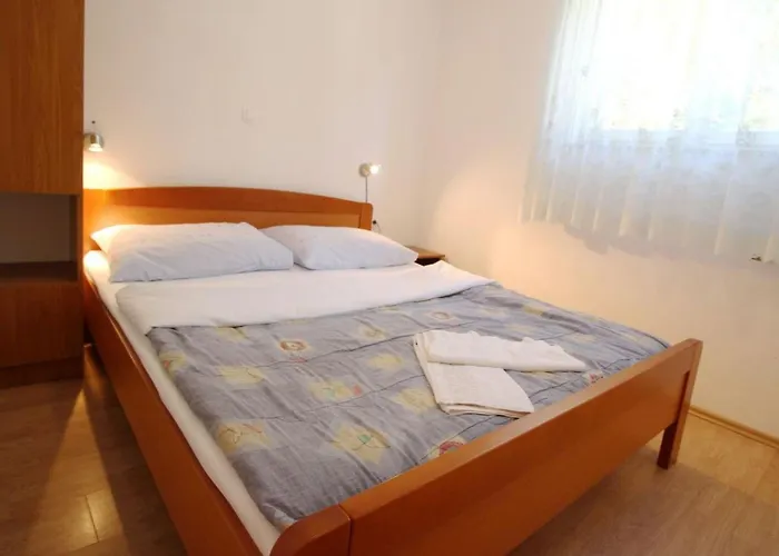 Apartment Schoene In Mit Eigener Terrasse By Interhome Baska (Krk)