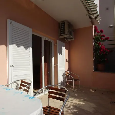 Schoene In Mit Eigener Terrasse By Interhome *