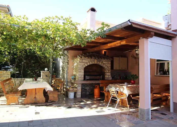 דירה Schoene In Mit Eigener Terrasse By Interhome